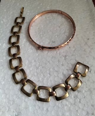 Lote bisutería antigua dorada y perlas