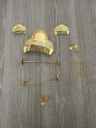 Aderezo niña dorado