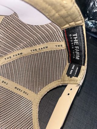 Gorra Goorin Bros Mostaza y Beige “DOWN”