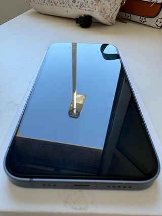 iPhone 14 128 GB 84% Batería
