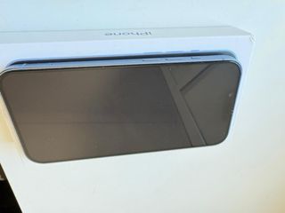 iPhone 14 128 GB 84% Batería