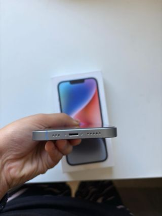 iPhone 14 128 GB 84% Batería