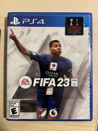PS4 Pro 1TB + 2 Mandos + FIFA 20 y 23
