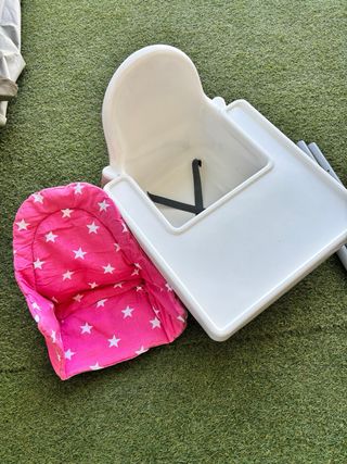 Trona IKEA y reductor para bebé