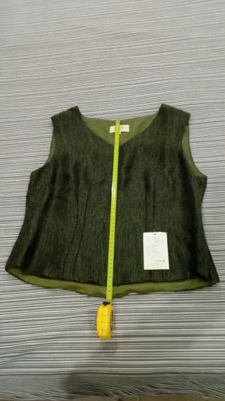 Blusa / chaleco de marca. Nueva, a estrenar.