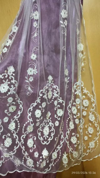 Manteletas de hilo bordadas