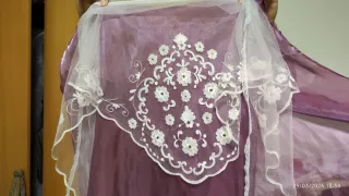 Manteletas de hilo bordadas