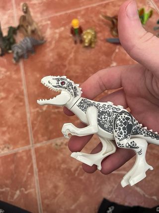 Lote 16 figuras dinosaurios