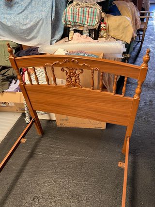 2 camas de madera completas