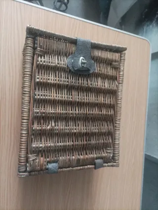 Cesta de picnic con accesorios