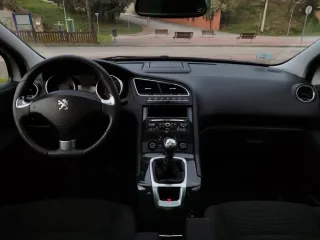 PEUGEOT 5008 ALLURE 1600 HDI 7PLAZAS