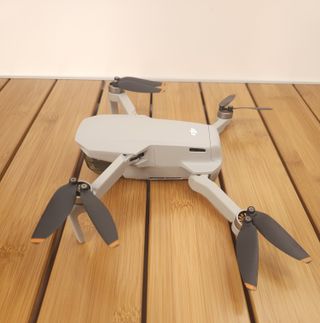 DJI Mini 2 Fly More Combo Drone