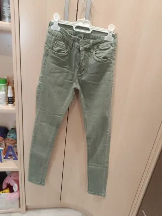 Pantalones vaqueros azul marino y verde Talla XS