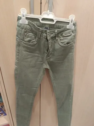 Pantalones vaqueros azul marino y verde Talla XS