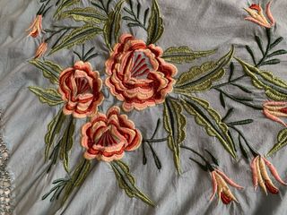 Mantoncillo Flamenca Bordado Flores