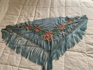 Mantoncillo Flamenca Bordado Flores