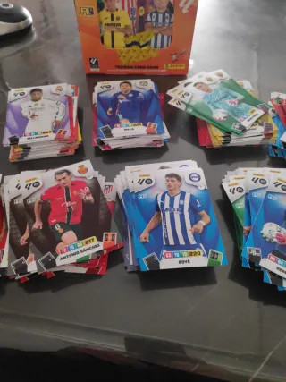 490 Cromos Adrenalyn XL Básicos 25/26