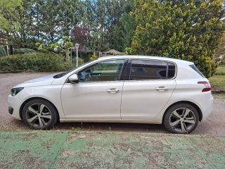 Peugeot 308 2015