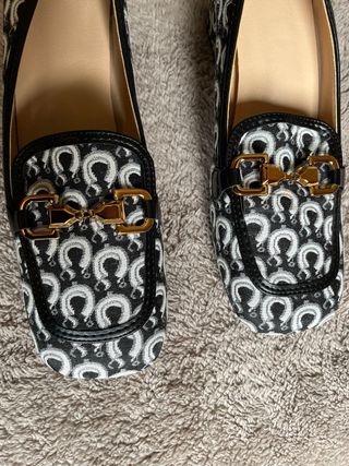 Zapatos de tacón con estampado