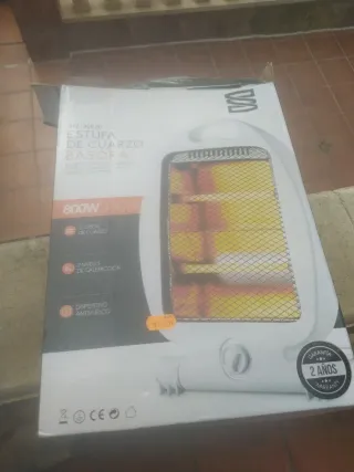 Estufa SUN blanca de 2 resistencias y sin usar