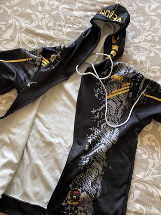Sudadera de entrenamiento MMA con cremallera