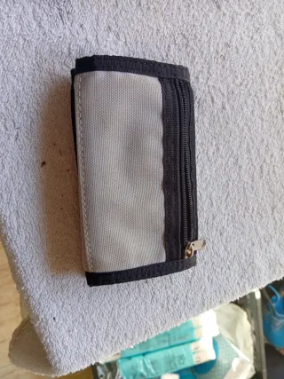 Billetera Reebok con monedero