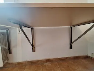 Escritorios plegables de madera beige