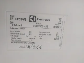 Nevera pequeña Electrolux con congelador