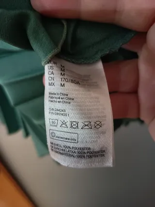 Saia H&M plissada verde tamanho S