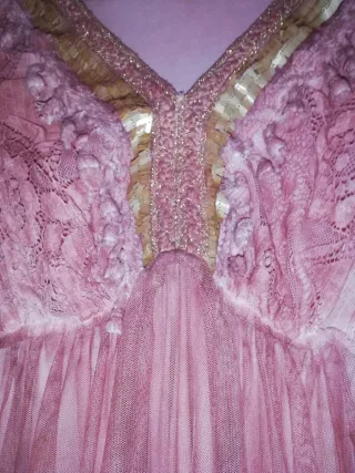 Vestido rosa maquillaje, de tul y encaje