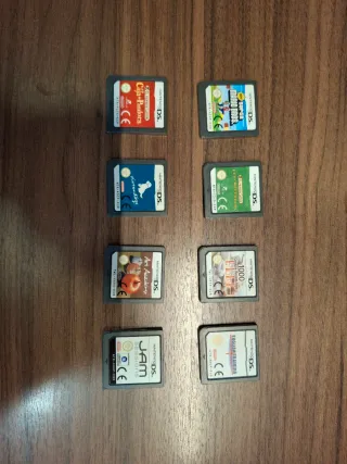 Nintendo DSi XL Edizione Super Mario Bros Rossa