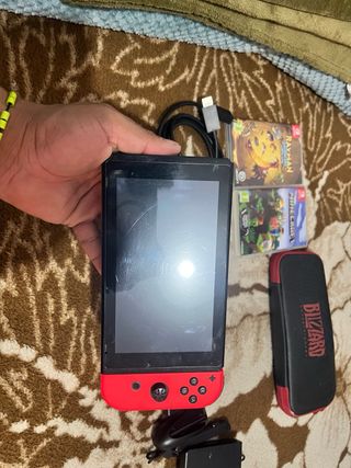 Nintendo Switch Negra y Roja