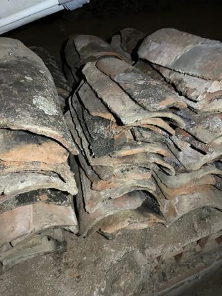 Tejas antiguas de barro