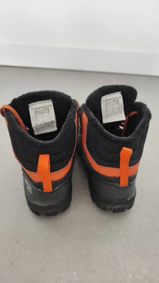 Botas senderismo Quechua Talla 33 Impermeables