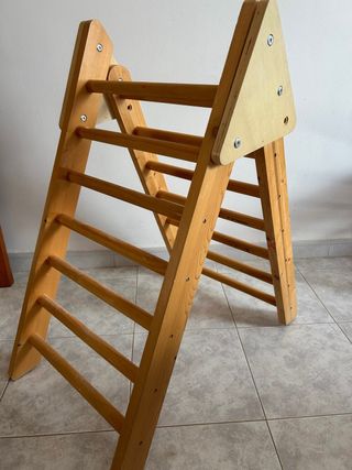 Escalera Pikler madera