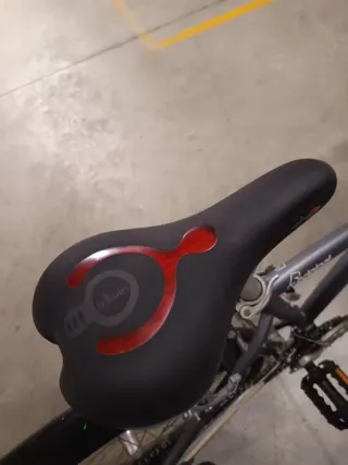 Bicicleta B'Twin  7 - ¡Doble Suspensión y Confort!