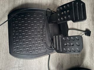 Volante Ferrari Thrustmaster