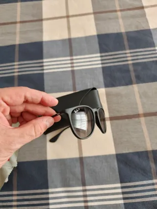 Gafas Ray-Ban Erika Negras Polarizadas