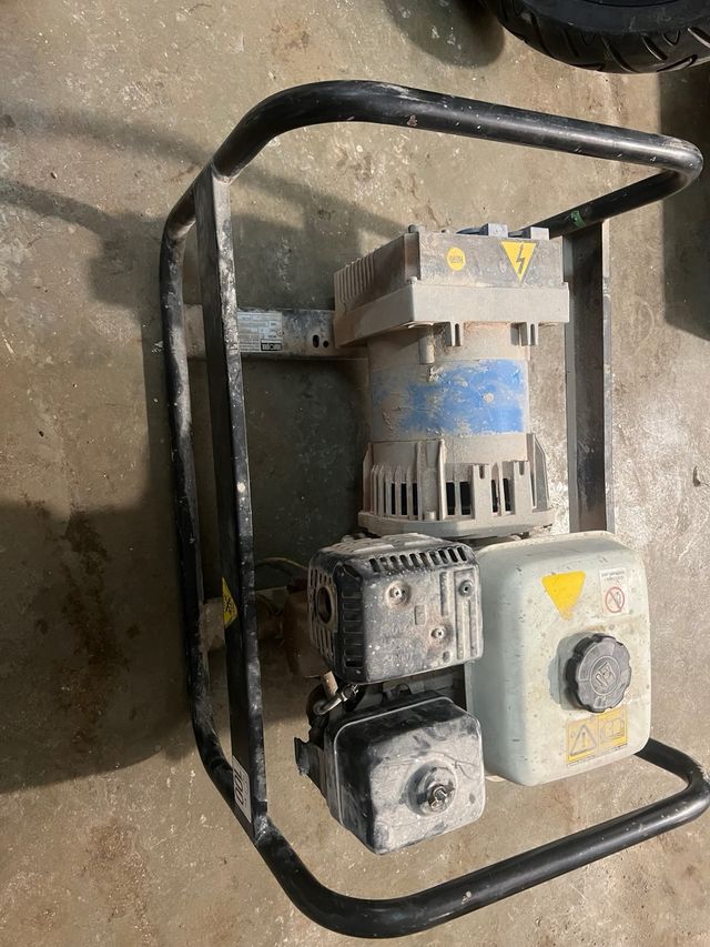 Generador gasolina Pramac 3200W