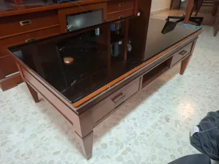 Mueble comedor con mesa de centro
