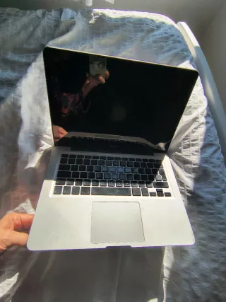MacBook Pro Apple Plata