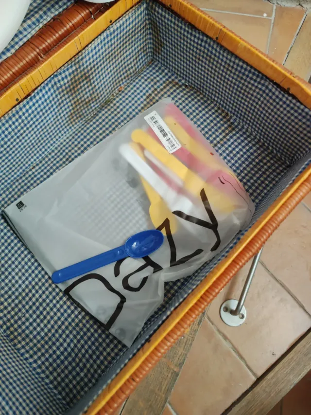 Cesta de picnic mimbre con accesorios