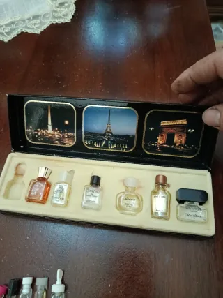 Scatola profumini francesi vintage