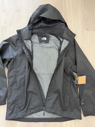 Chaqueta impermeable The North Face negra