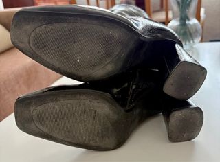 Botines negros charol tacón