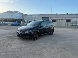 Volkswagen Touran 2015