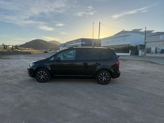 Volkswagen Touran 2015