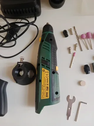 Herramienta Rotativa Portátil 12V 2.0Ah, 28000RPM