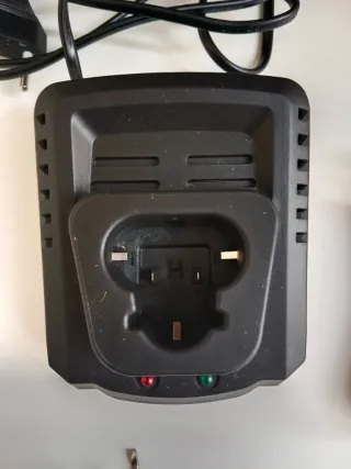 Herramienta Rotativa Portátil 12V 2.0Ah, 28000RPM