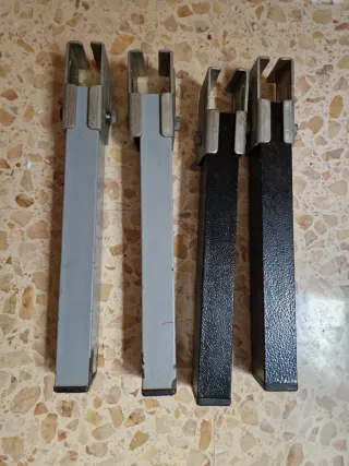 Somier metálico con láminas de madera.